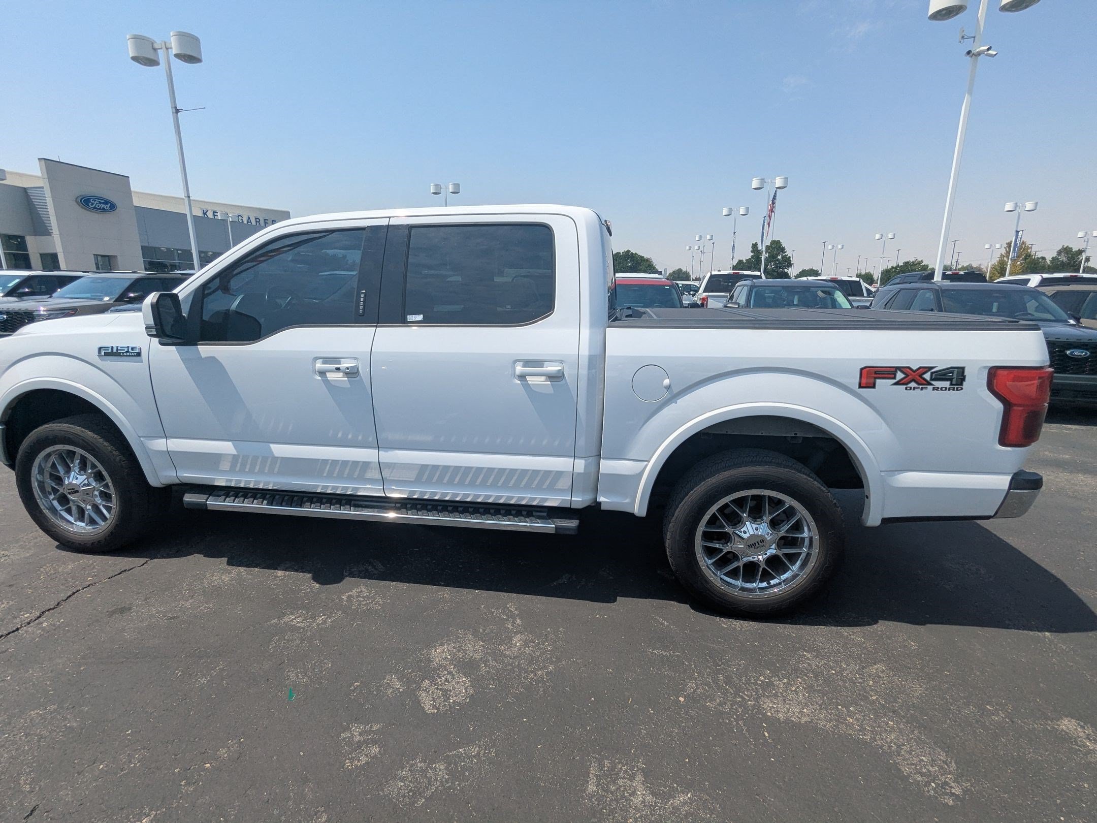 Used 2020 Ford F150 Lariat w/ FX4 Off-Road Package AWD/4WD image 9