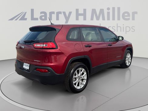 Used 2015 Jeep Cherokee Sport FWD image 5