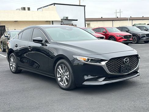 Used 2024 MAZDA MAZDA3 s image 10