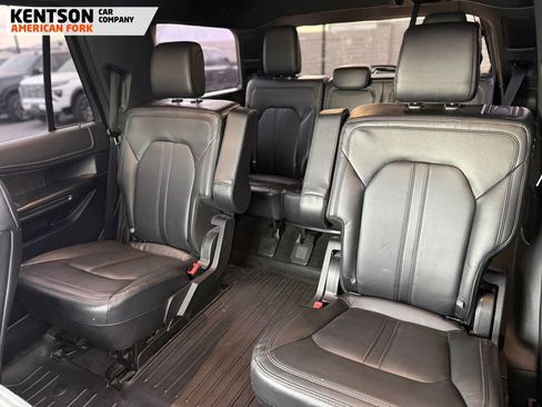 Used 2019 Ford Expedition Limited w/ Equipment Group 302A image 38
