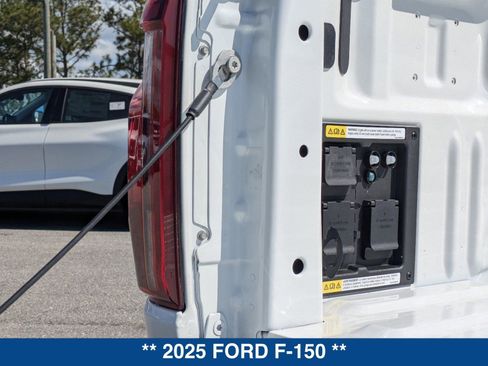 New 2025 Ford F150 Lariat w/ Equipment Group 502A High image 15