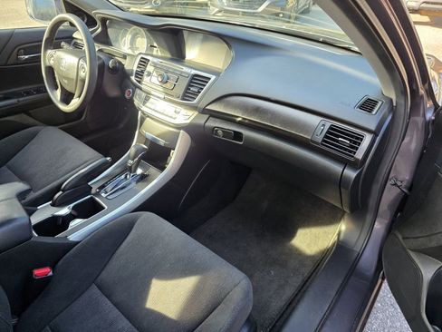 Used 2014 Honda Accord EX image 10
