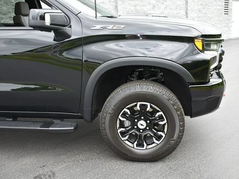 Certified 2024 Chevrolet Silverado 1500 ZR2 w/ Technology Package AWD/4WD image 4