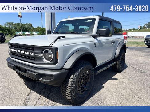 New 2026 Ford Bronco 2-Door w/ Sasquatch Package AWD/4WD image 1
