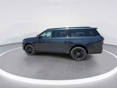 New 2026 Lincoln Navigator L Reserve w/ Jet Appearance Package AWD/4WD image 6