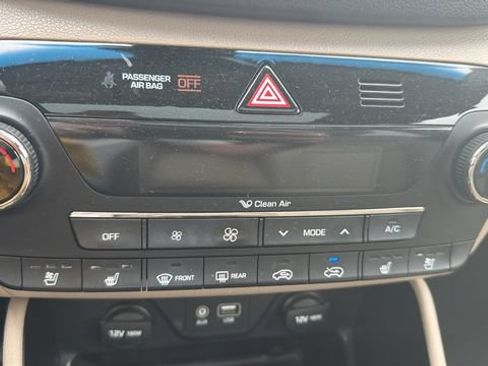 Used 2016 Hyundai Tucson Limited w/ Option Group 03 FWD image 10