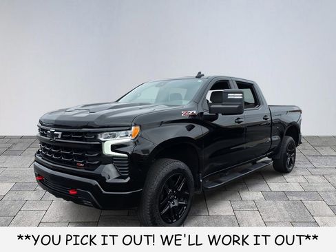 Used 2024 Chevrolet Silverado 1500 LT Trail Boss w/ Protection Package AWD/4WD image 3