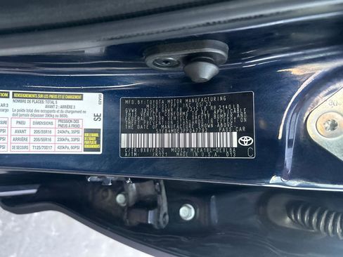 Used 2023 Toyota Corolla LE image 29