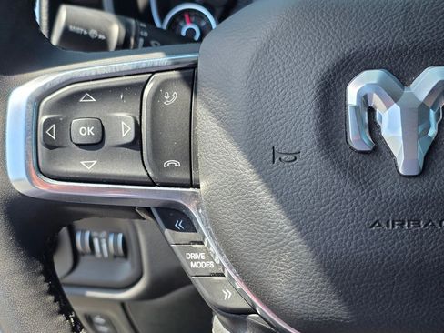 Used 2025 RAM 1500 Laramie w/ Sport Appearance Package AWD/4WD image 19