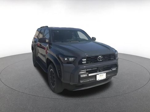 Used 2025 Toyota 4Runner TRD Off-Road image 3