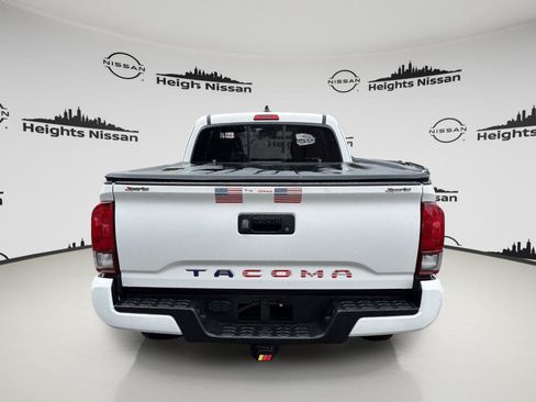 Used 2022 Toyota Tacoma SR w/ SX Package RWD image 5