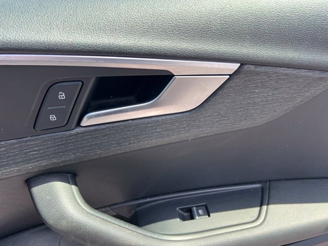 Used 2018 Audi A4 2.0T Ultra Premium w/ Convenience Package FWD image 37