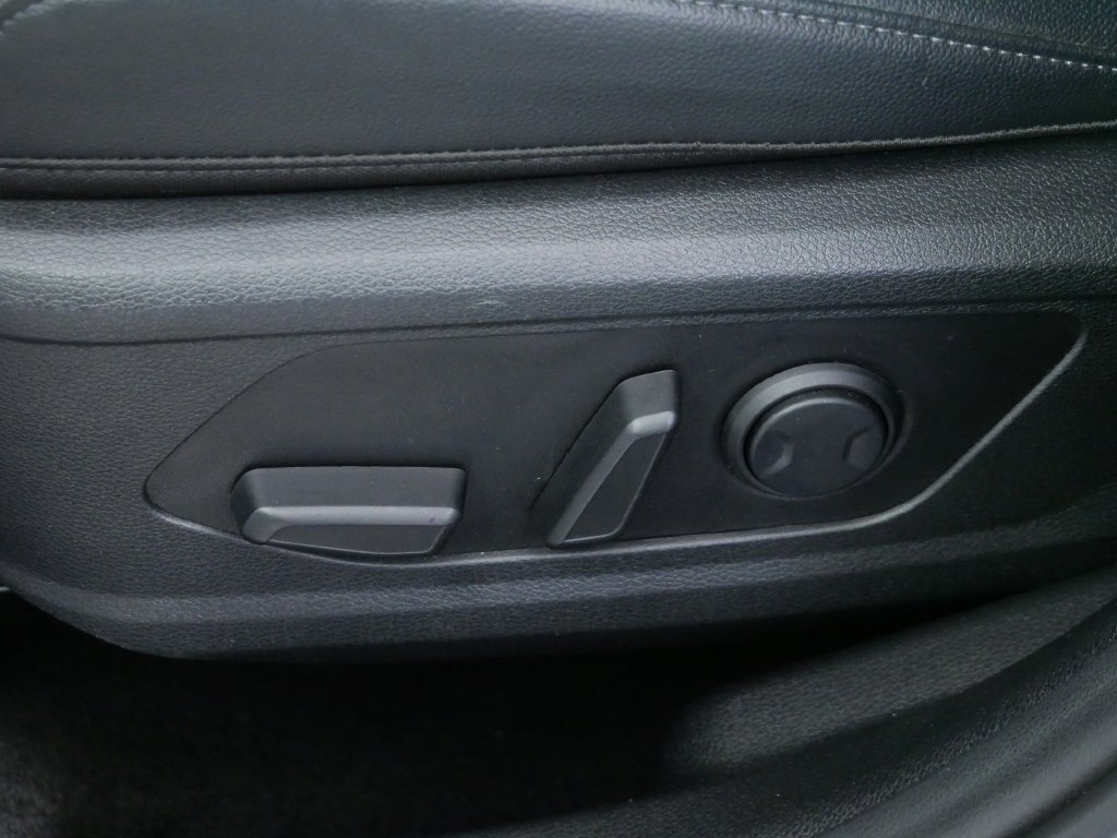 Used 2025 Kia Sportage SX AWD/4WD image 25