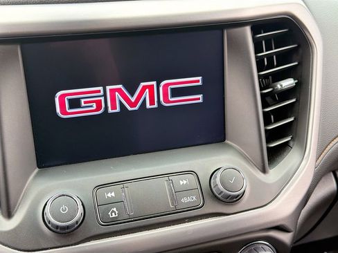 Used 2023 GMC Acadia AT4 w/ Technology Package AWD/4WD image 17