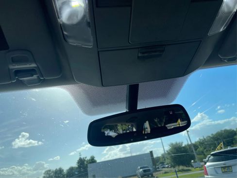 Used 2017 Toyota Tundra SR5 w/ SR5 Upgrade Package image 14