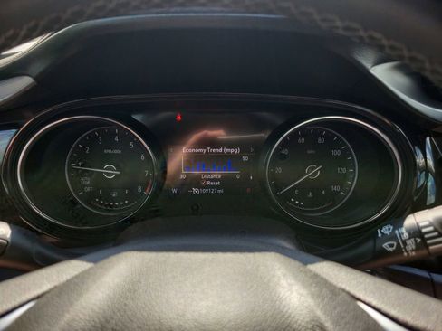 Used 2021 Buick Encore GX Select w/ Sport Touring Package FWD image 21