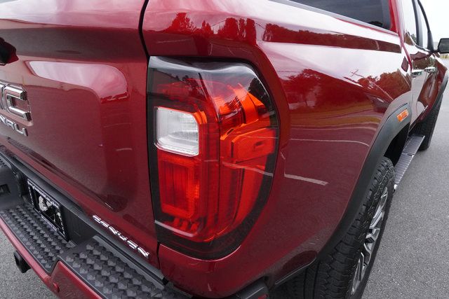 Used 2023 GMC Canyon Denali AWD/4WD image 31