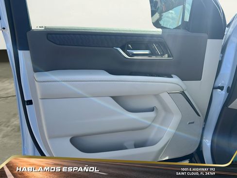 New 2026 GMC Yukon XL Denali image 12