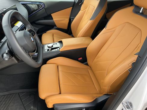 Used 2025 BMW X3 xDrive30i w/ Premium Package image 15