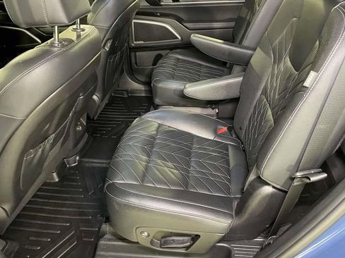 Used 2023 Kia Telluride EX X-Line AWD/4WD image 18