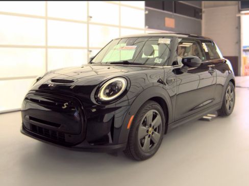 Used 2023 MINI Cooper SE FWD image 5