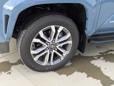 New 2026 Toyota 4Runner Limited AWD/4WD image 9