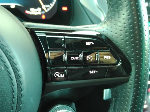 Used 2024 Maserati Grecale GT AWD/4WD image 40