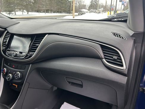 Certified 2017 Chevrolet Trax LS image 30