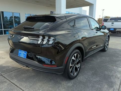 Used 2025 Ford Mustang Mach-E Select w/ Comfort Package Lite image 7