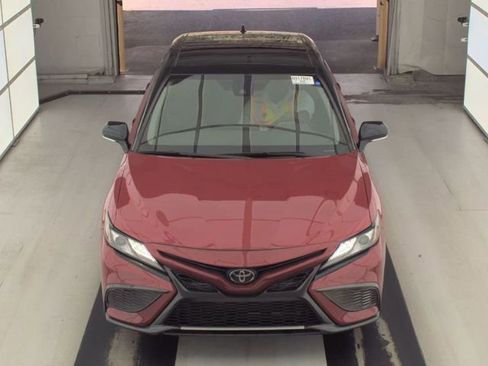 Used 2023 Toyota Camry XSE FWD image 5