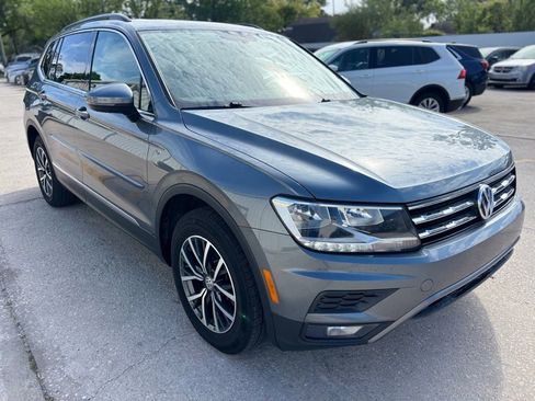 Used 2018 Volkswagen Tiguan SE w/ Panoramic Sunroof Package image 7