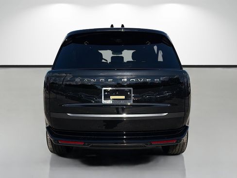 New 2026 Land Rover Range Rover Long Wheelbase SE AWD/4WD image 4