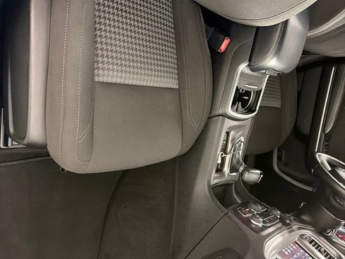 Used 2023 Dodge Charger SXT image 24