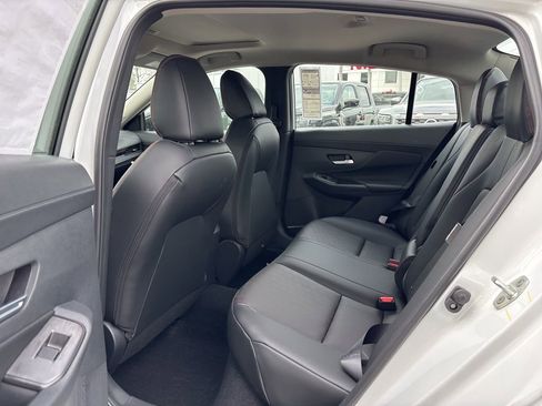 New 2026 Nissan Sentra SR w/ SR Premium Package FWD image 15