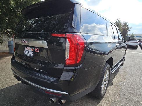 Used 2021 GMC Yukon XL Denali AWD/4WD image 22