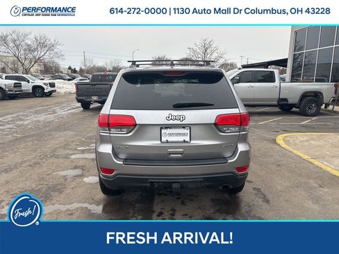 Used 2014 Jeep Grand Cherokee Laredo w/ 18" Wheel & 8.4" Radio Group image 5