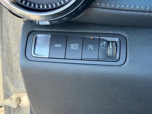 Certified 2025 Chevrolet Equinox LT w/ Convenience Package II AWD/4WD image 15