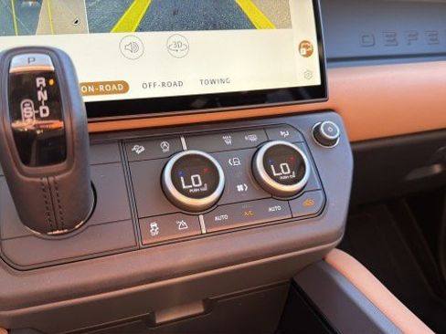 New 2026 Land Rover Defender 110 S image 24