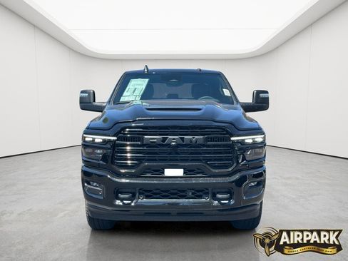 New 2025 RAM 2500 Laramie w/ Night Edition AWD/4WD image 5