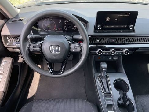Used 2022 Honda Civic LX image 10
