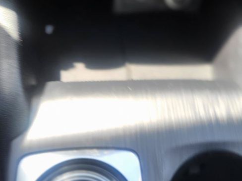 Used 2020 Ford Escape SE FWD image 59