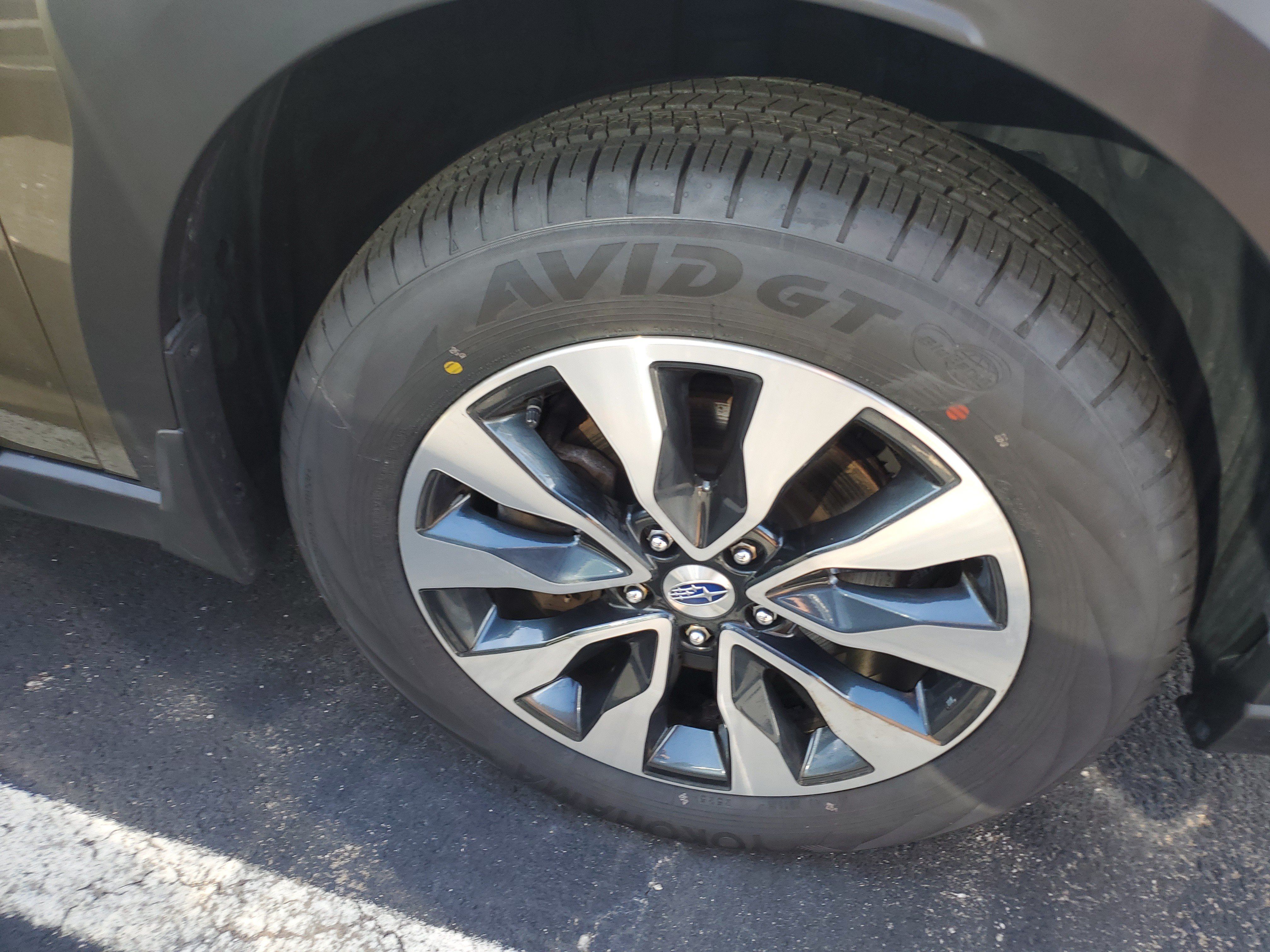 Certified 2024 Subaru Outback Limited AWD/4WD image 5