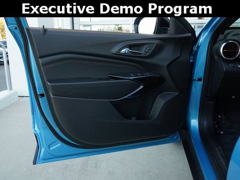 Used 2025 Chevrolet Trax RS w/ Driver Confidence Package image 13