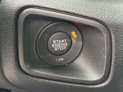 New 2026 Jeep Gladiator Sport AWD/4WD image 8