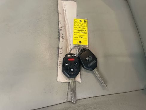 Used 2013 Subaru Crosstrek 2.0i Limited image 25