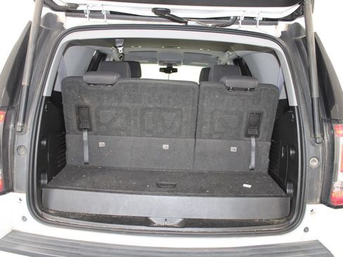 Used 2017 GMC Yukon SLE w/ SLE Value Package RWD image 14