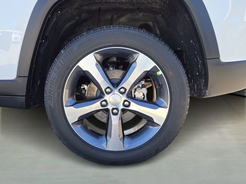 New 2026 Jeep Grand Cherokee Limited image 6