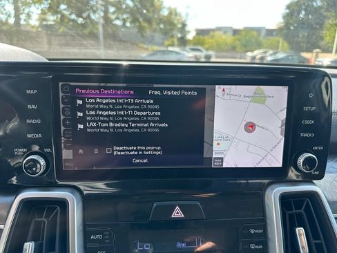 Used 2022 Kia Sorento S w/ Panoramic Sunroof Package FWD image 13