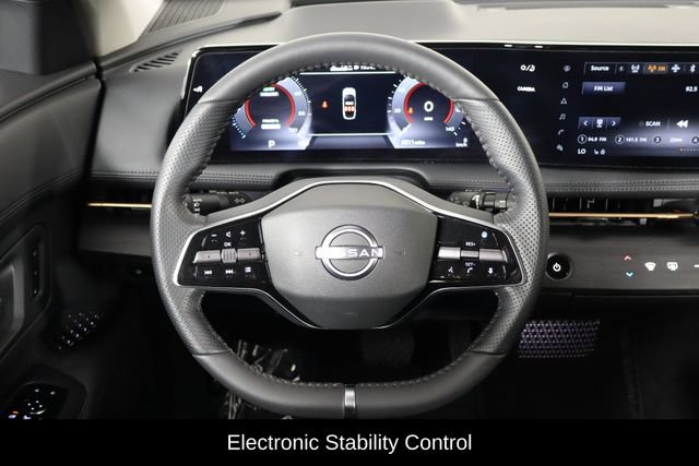 Used 2024 Nissan Ariya AWD image 7