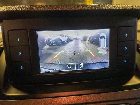 Used 2021 Ford Transit Connect XL image 18
